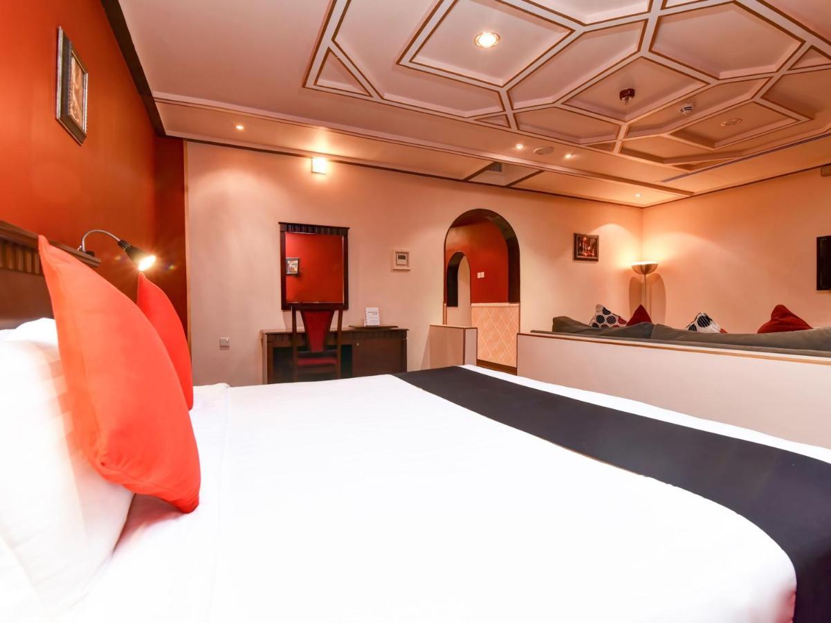 Al Mansour Grand Hotel Ḩafar al Bāţin エクステリア 写真