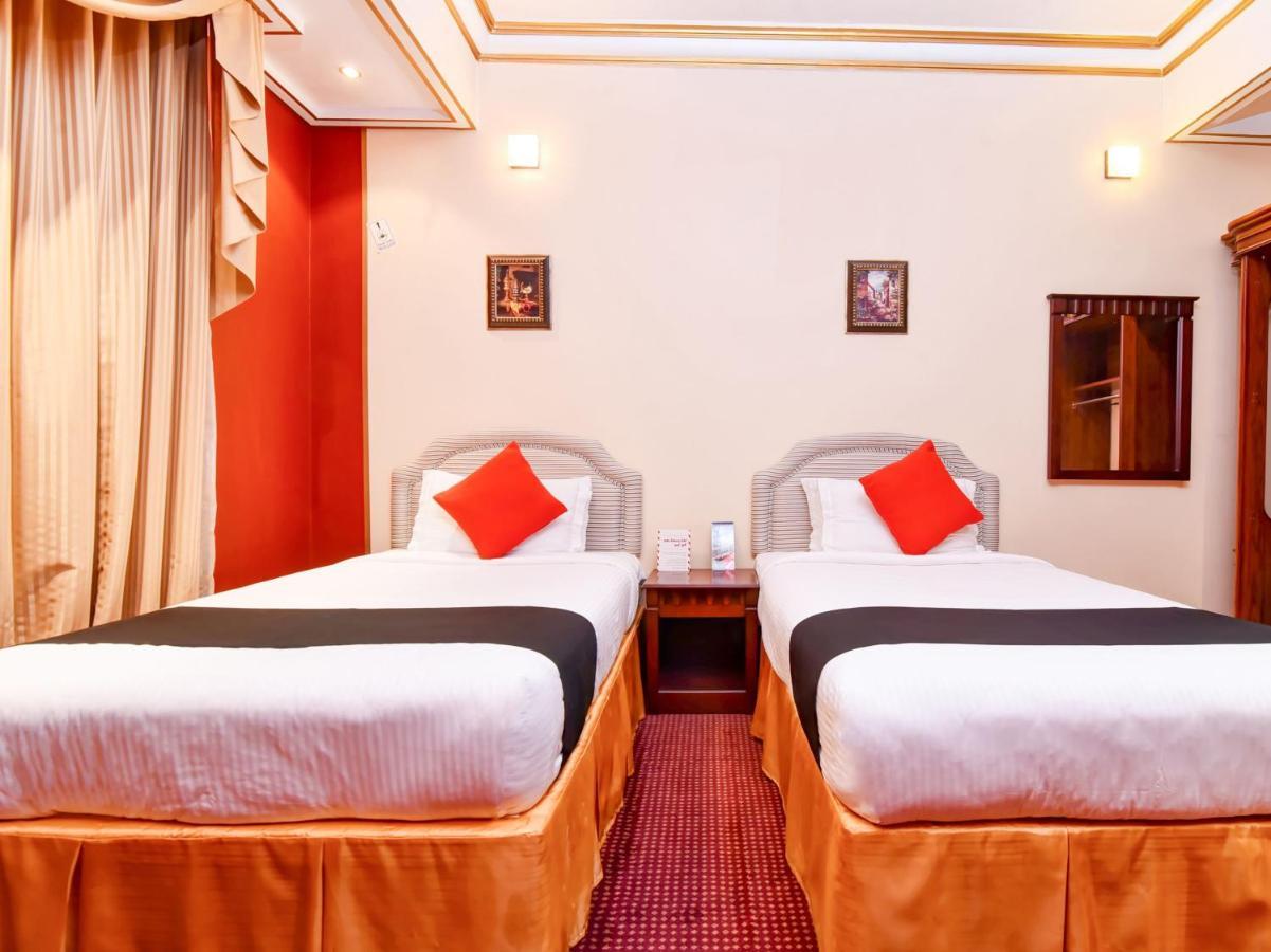 Al Mansour Grand Hotel Ḩafar al Bāţin エクステリア 写真
