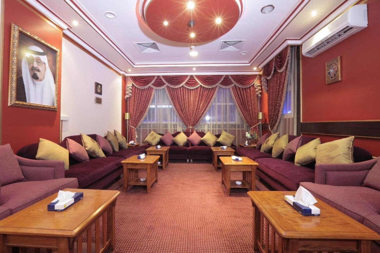 Al Mansour Grand Hotel Ḩafar al Bāţin エクステリア 写真