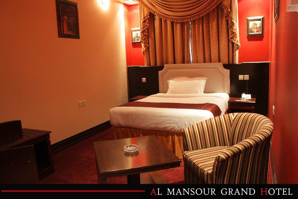 Al Mansour Grand Hotel Ḩafar al Bāţin 部屋 写真