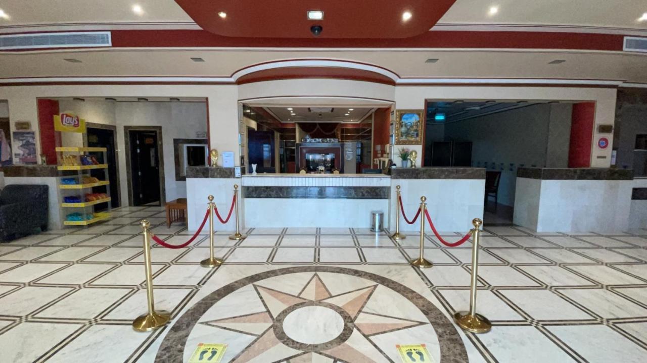 Al Mansour Grand Hotel Ḩafar al Bāţin エクステリア 写真